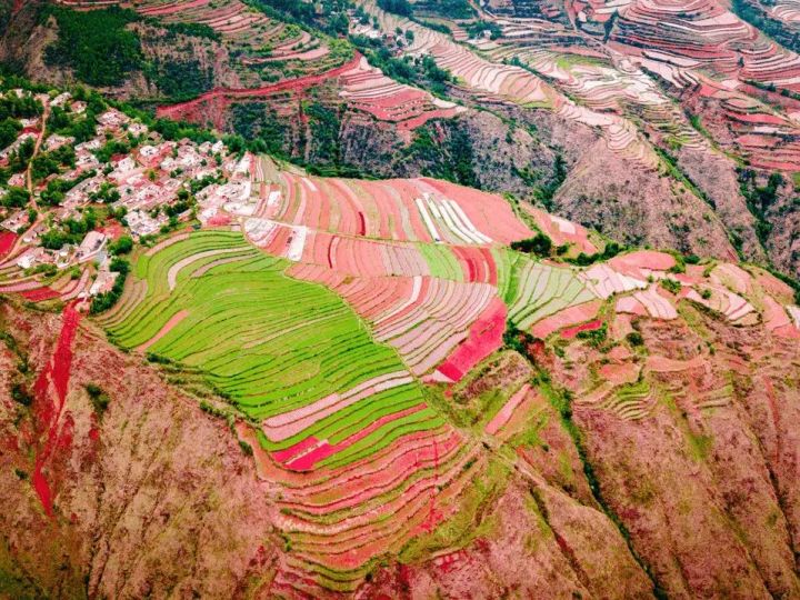 這條云南最美公路，適合自駕，現(xiàn)在還免費(fèi)--怒江最美公路
